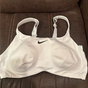 Adjustable Nike padded bra